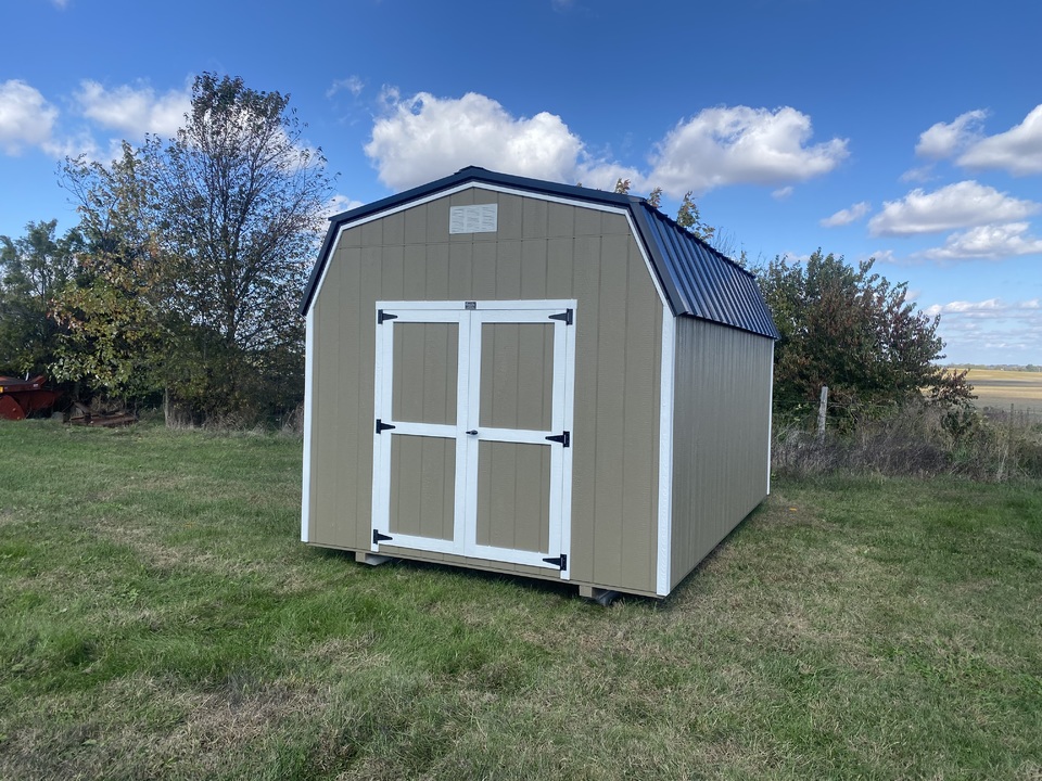 10x16 Deluxe Barn in Franklin, KY